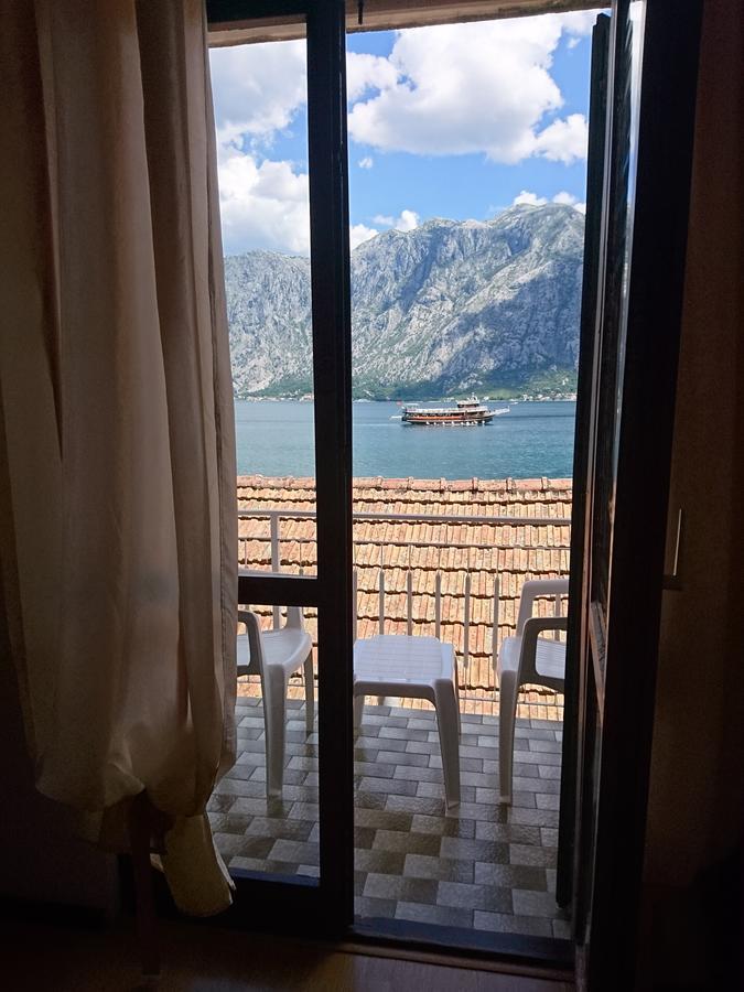 Seaside Apartments And Rooms Kotor Exteriér fotografie